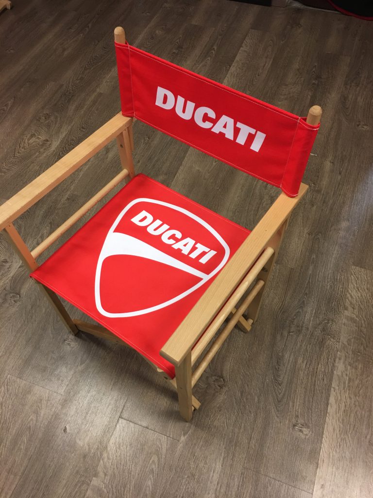 Chaise metteur en scene Ducati 2