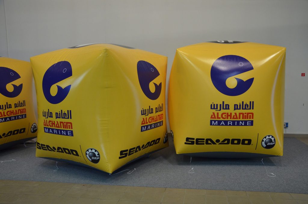Divers gonflable 10 Bouee carree Axion SeaDoo 1